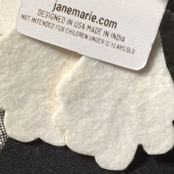 Earrings Halloween ghost❤️❤️ - Picture 4 of 5